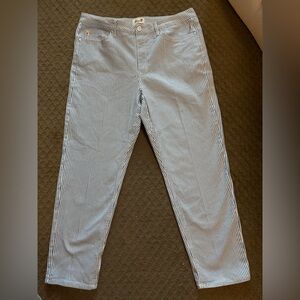 NWOT Seven7 Women's Blue and White Striped Straight Leg Jeans